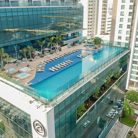 Estelar Cartagena De Indias Hotel Y Centro De Convenciones Екстер'єр фото Hotel's rooftop pool